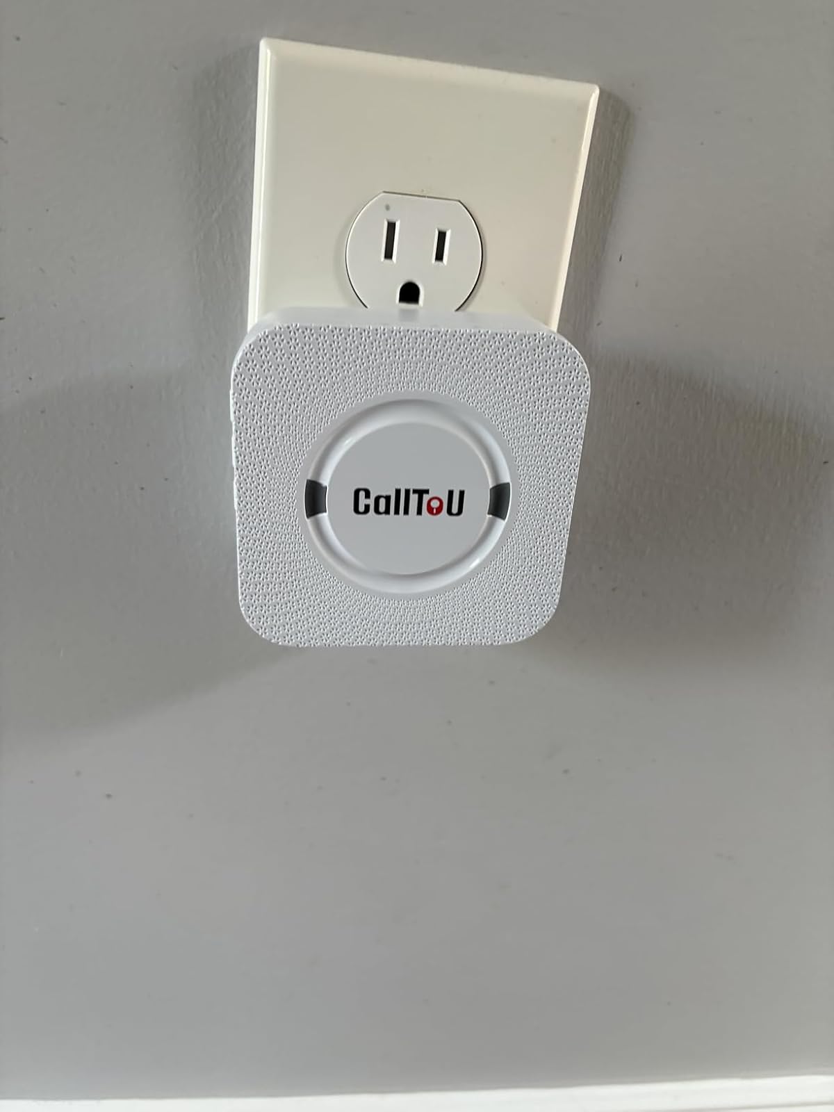 CallTou Customer Review: Reliable Elderly Care Alert System for Peace of Mind