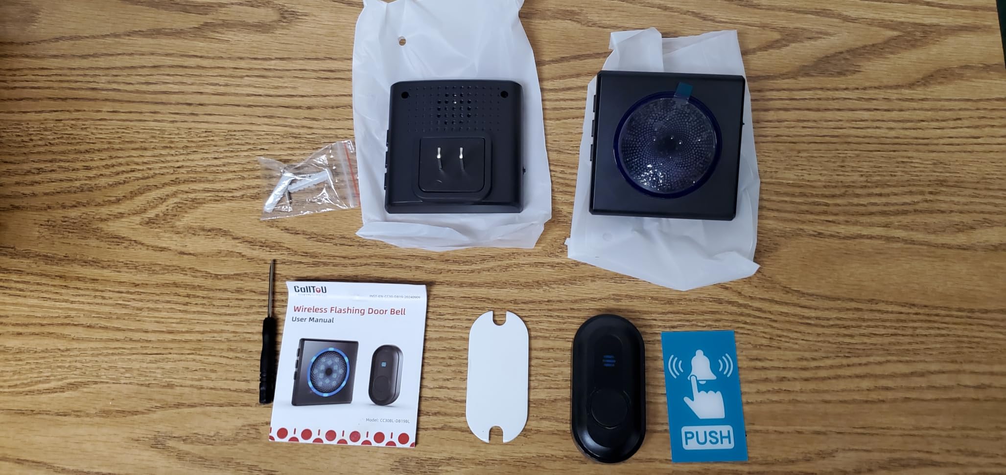 CallTou Reliable Doorbell Set with Flashing Light – Perfect for the Hearing Impaired