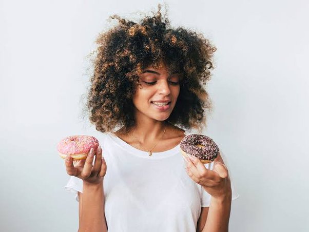 The Sweet Benefits of Breaking Up With Sugar: 2 Awesome Things That Happen to Your Body